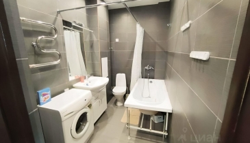 г. Омск,  пр-кт. Космический, 20 к7