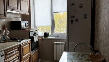 г. Омск,  ул. Блюхера, 18