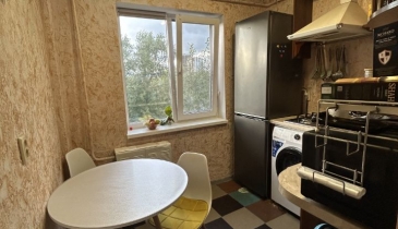 г. Омск,  пр-кт. Королева, 14Б