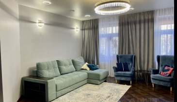 г. Омск,  ул. Братская, 19