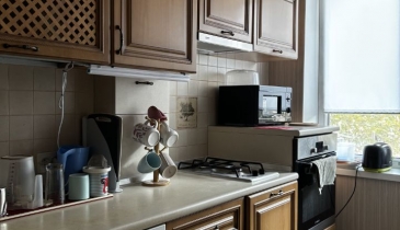 г. Омск,  ул. Блюхера, 18