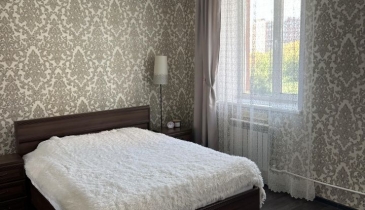 г. Омск,  пр-кт. Комарова, 14 к1