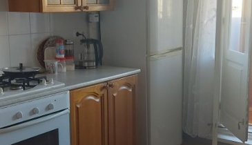 г. Омск,  ул. Иркутская, 74 к1