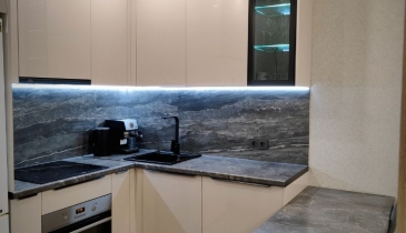 г. Омск,  ул. Крупской, 13/1