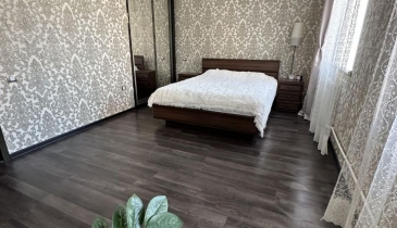 г. Омск,  пр-кт. Комарова, 14 к1