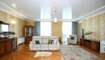 г. Омск,  пр-кт. Карла Маркса, 61/1