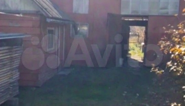 д. Петровка, Омский р-н, д. Петровка, ул. Садовая, 11