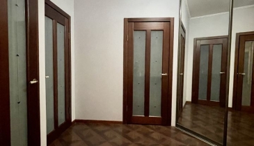 г. Омск,  ул. Братская, 19