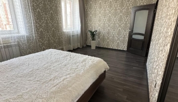 г. Омск,  пр-кт. Комарова, 14 к1