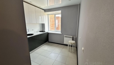 г. Омск,  ул. Челюскинцев, 90