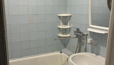 г. Омск,  ул. 33-я Северная, 27