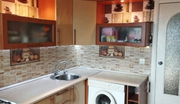 г. Омск,  ул. В.Иванова, 15