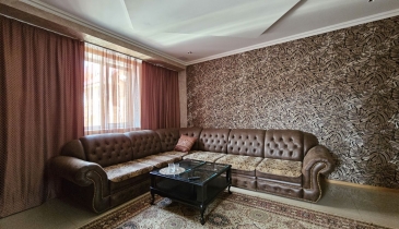 г. Омск,  ул. Омская, 118