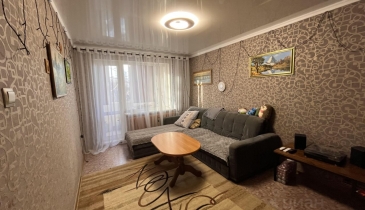 рп. Кормиловка, рп. Кормиловка, ул. Маяковского, 32