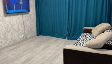 г. Омск,  пр-кт. Комарова, 17 к1