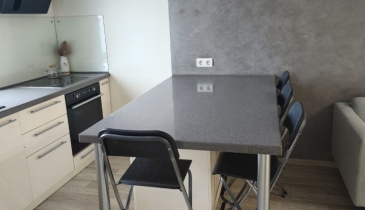 г. Омск,  б-р. М.М.Кузьмина, 21