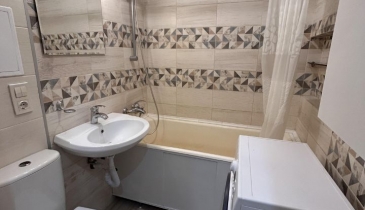 г. Омск,  ул. Андрианова, 14 к1