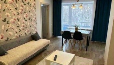 г. Омск,  пр-кт. Карла Маркса, 67