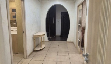 г. Омск,  ул. Крупской, 12 к1