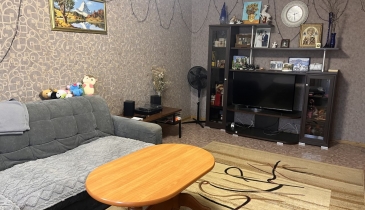 рп. Кормиловка, рп. Кормиловка, ул. Маяковского, 32