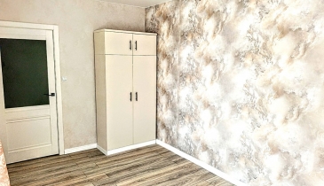 г. Омск,  пр-кт. Мира, 90 к1