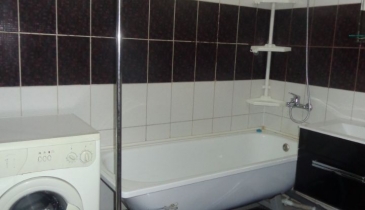 г. Омск,  ул. Волховстроя, 11