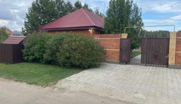 с. Усть-Заостровка, с. Усть-Заостровка, ул. Набережная, 14