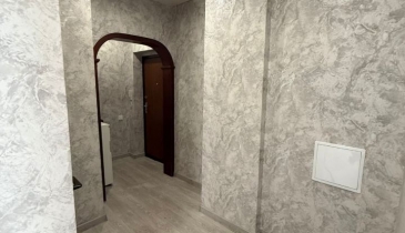 г. Омск,  пр-кт. Комарова, 17 к1