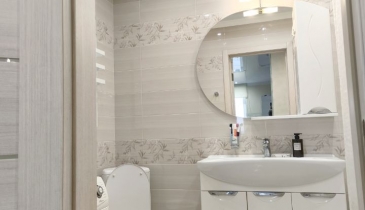 г. Омск,  б-р. М.М.Кузьмина, 21