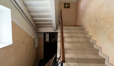 г. Омск,  ул. Октябрьская, 206