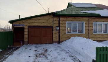 с. Новорождественка, Исилькульский р-н, с. Новорождественка, ул. Коммунистическая, 20