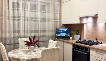 г. Омск,  ул. Химиков, 18