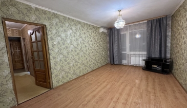 г. Омск,  ул. Дианова, 17