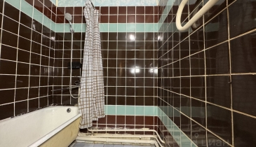 г. Омск,  ул. Дианова, 17