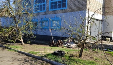 с. Заречное, Нововаршавский р-н, с. Заречное, ул. Набережная, 21