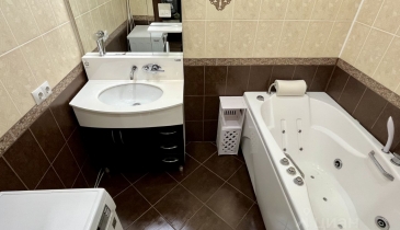 г. Омск,  ул. Карбышева, 6