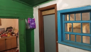 с. Александровка, Нововаршавский р-н, с. Александровка, ул. Береговая