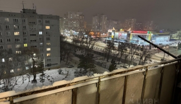 г. Омск,  ул. Дианова, 17