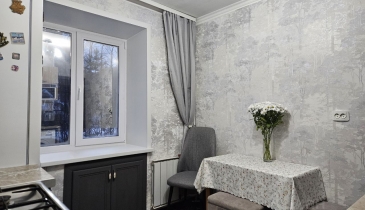 г. Омск,  ул. Звездова, 128