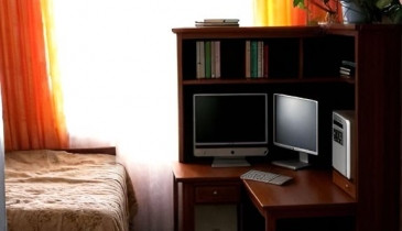 г. Омск,  ул. Рокоссовского, 10 к1