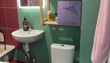 г. Омск,  ул. Дмитриева, 4 к2