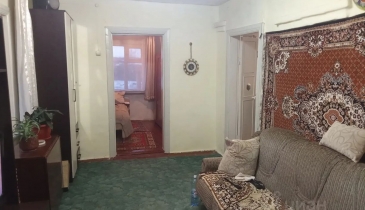 с. Александровка, Нововаршавский р-н, с. Александровка, ул. Береговая