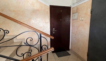 г. Омск,  ул. Октябрьская, 206