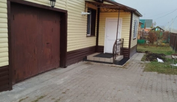 с. Азово, с. Азово, ул. Восточная, 18