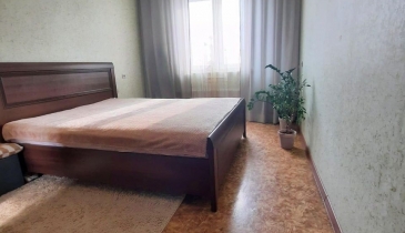 г. Омск,  пр-кт. Сибирский, 45/1