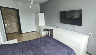 г. Омск,  б-р. Архитекторов, 23