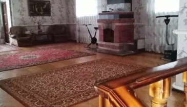 с. Заречное, Нововаршавский р-н, с. Заречное, ул. Набережная, 21