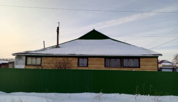 с. Новорождественка, Исилькульский р-н, с. Новорождественка, ул. Коммунистическая, 20