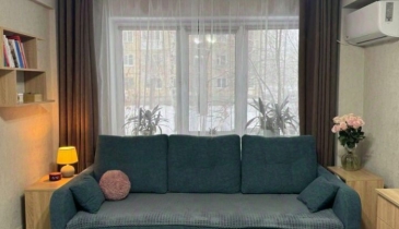 г. Омск,  ул. Светлая, 12